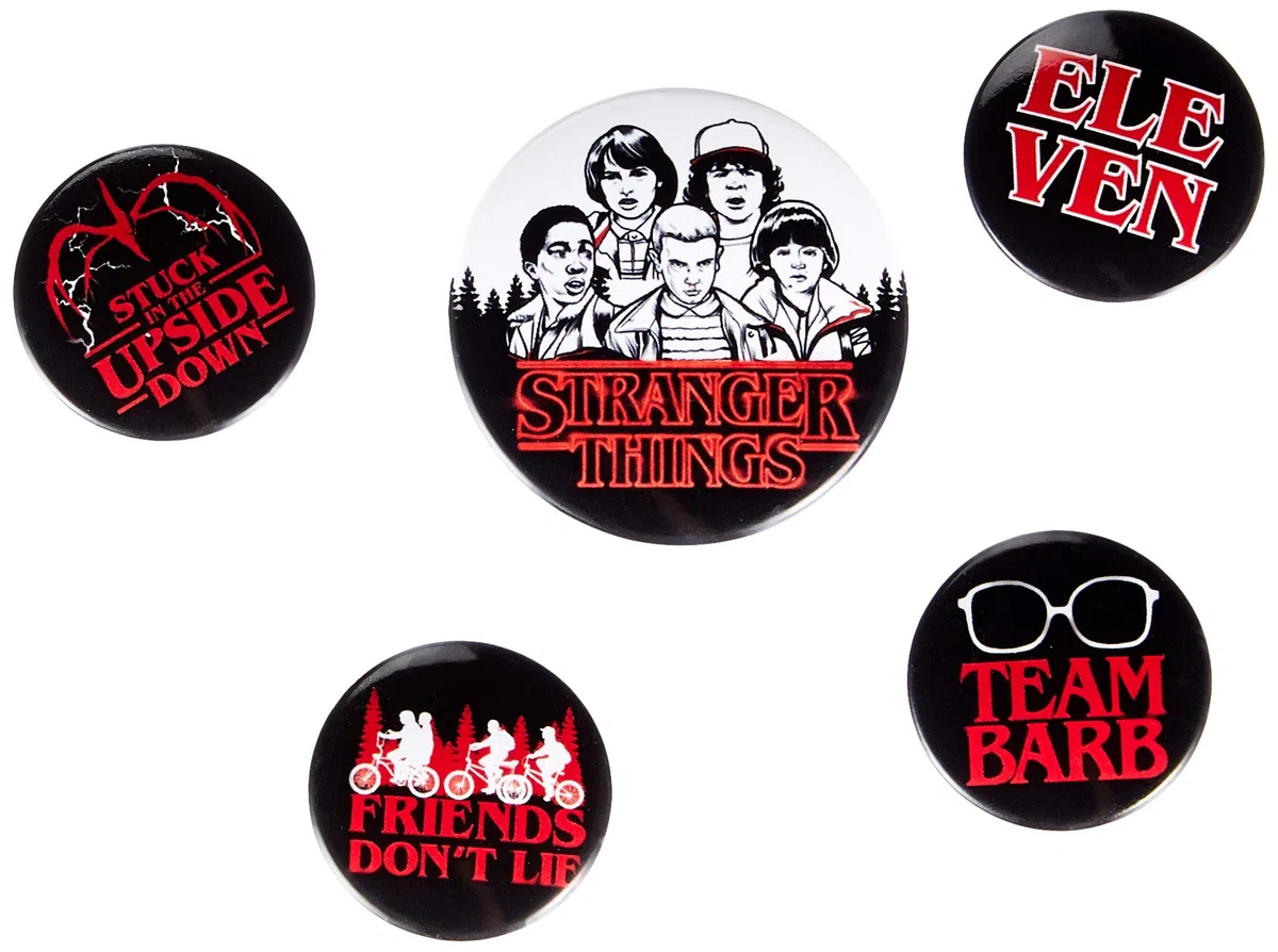 Pyramid Pack Badges Stranger Things Logo Multicolore ‎BP80656