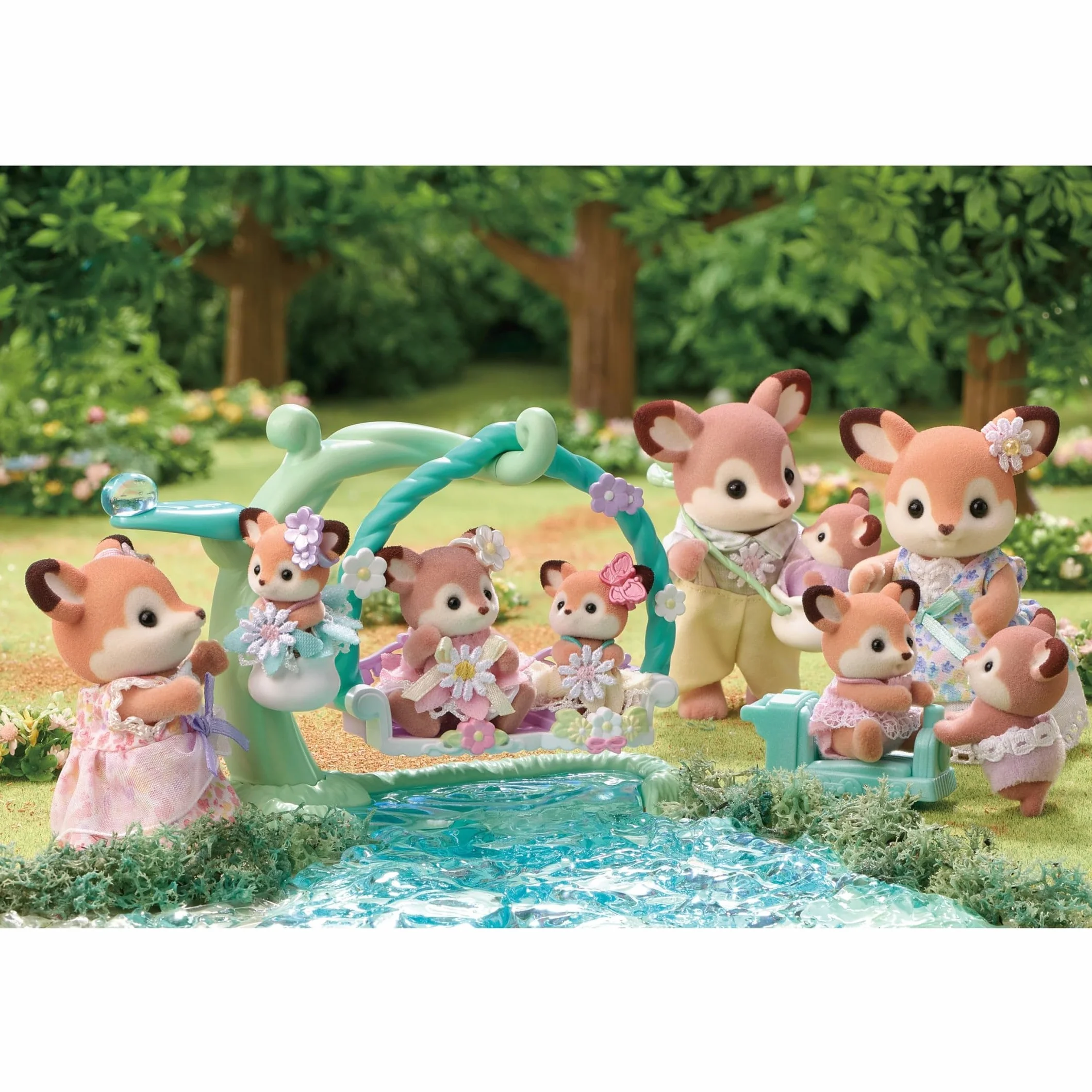 Sylvanian Families - La Famille Biche - Set 4 Figurines - Plongez dans l'univers de la Famille Sylvanian - Figurines Animaux Miniatures - Jouet Enfant 3 Ans et + - 5799