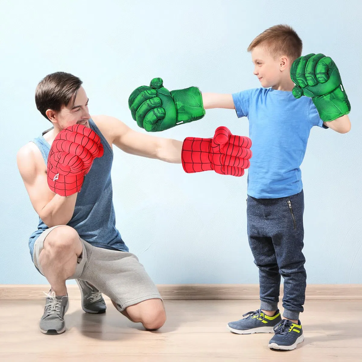 Gant de Superhero, Enfants Gants de Peluche Doux Main Super Héros Poing Jouet, Superhero pour garçon Fille Noël Halloween Cadeau d'anniversaire