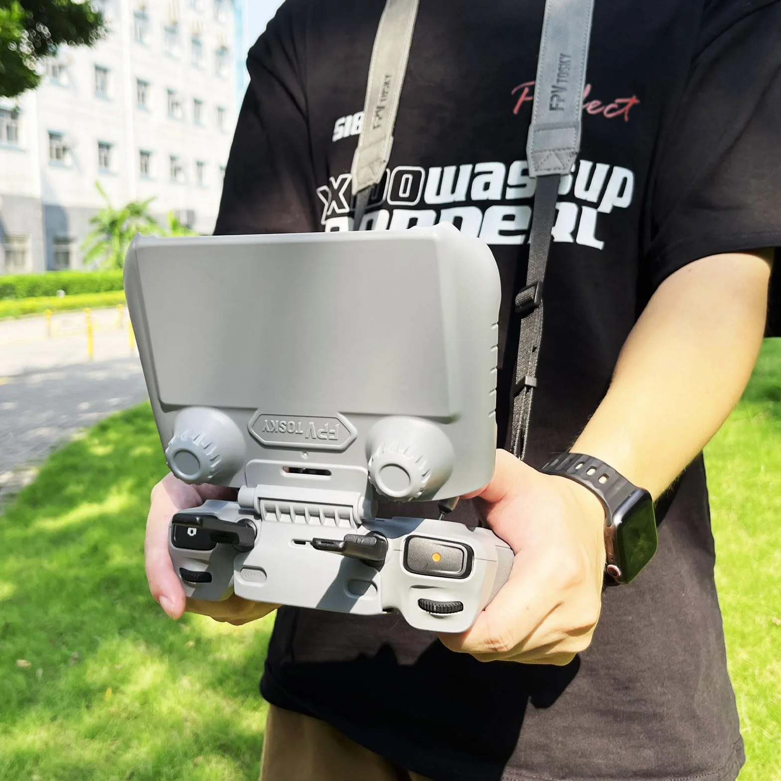 FPVtosky Lito X1/Mini 5/4 Pro RC 2 Pare Soleil + 2 protections d'écran + kit longe - 3 En 1 RC-2 Support de télécommande pour DJI Neo/Avata360/Air 3/Mini 5/4 Pro/Flip Accessoires pour drone