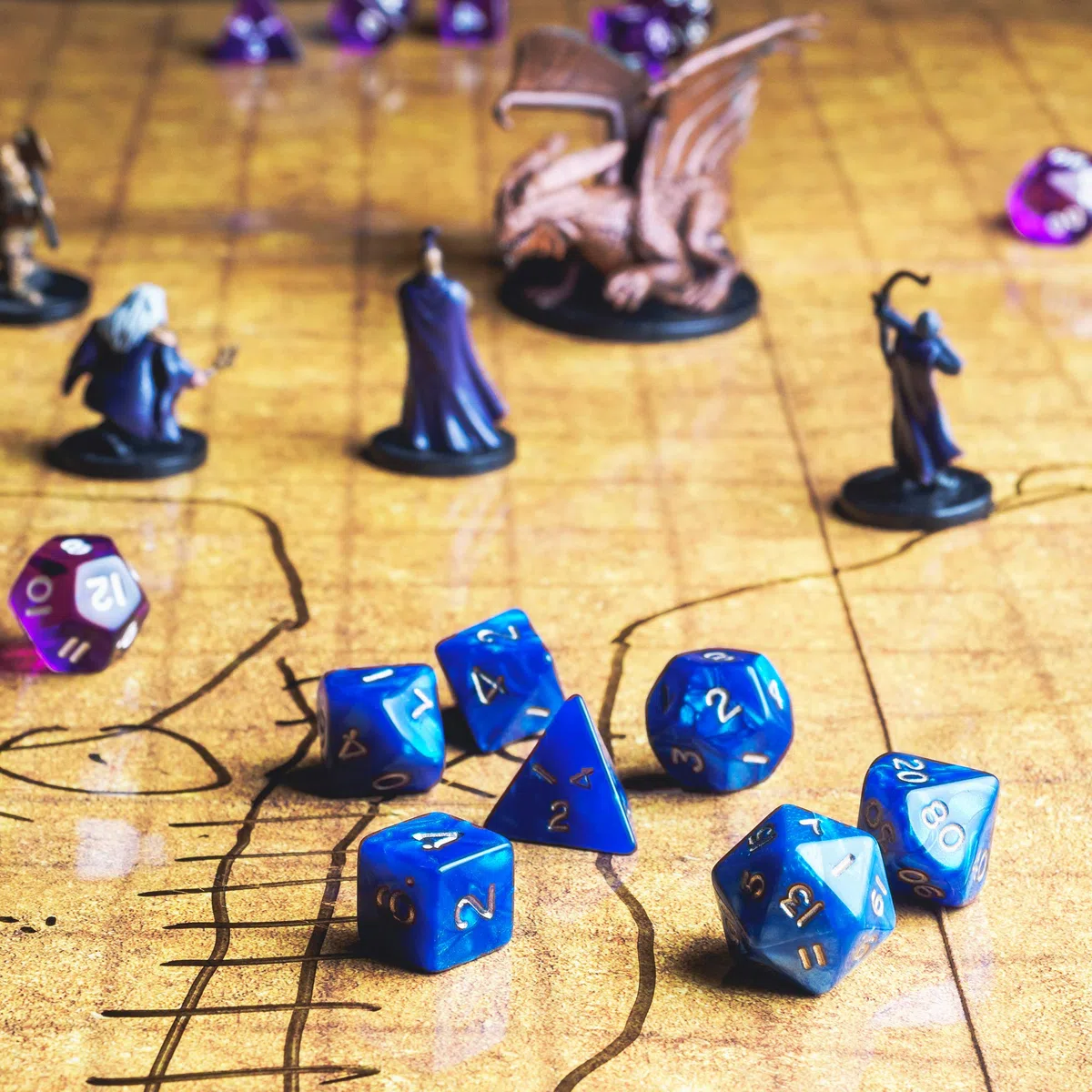THE TWIDDLERS 140 Pièces Dés Polyédriques pour DND, Donjons et Dragons, RPG, JDR, MTG, Jeux de Table, Jeux de Rôle - Solide