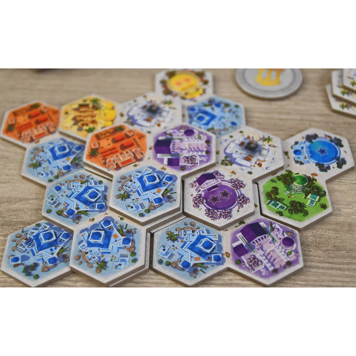 GIGAMIC - Akropolis - Jeux de société - Jeu de stratégie de tuiles dès 8 ans - Jeu de réflexion pour enfant, famille et amis - As d'Or 2023 - De 2 à 4 joueurs - 25 Min - Version Française - GAKR
