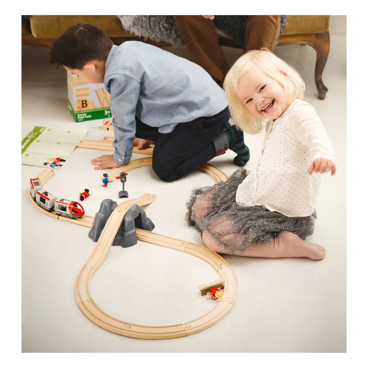 BRIO World - 33394 - Coffret de Démarrage 13 Rails - Pack B - Accessoire pour circuit de train en bois - Assortiment de rails - Jouet mixte à partir de 3 ans