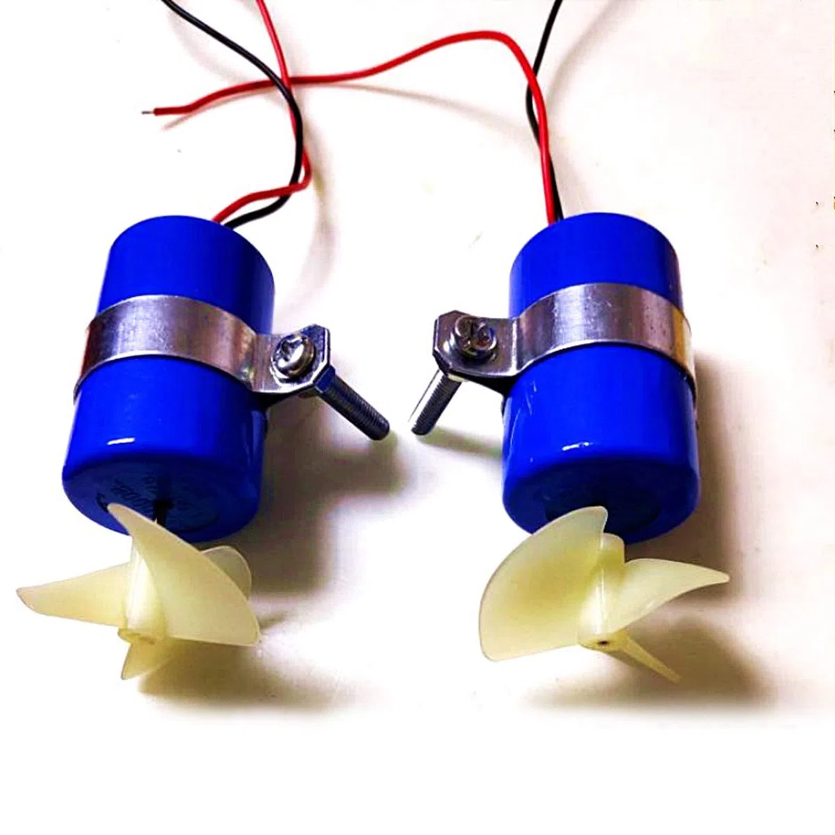 Moteur sous-Marin propulseur de Bateau à réaction RC 7.4V 16800RPM CW CCW hélice à 3 pales pour Bricolage ROV Robot RC Bait Bateau Accessoires sous-Marins