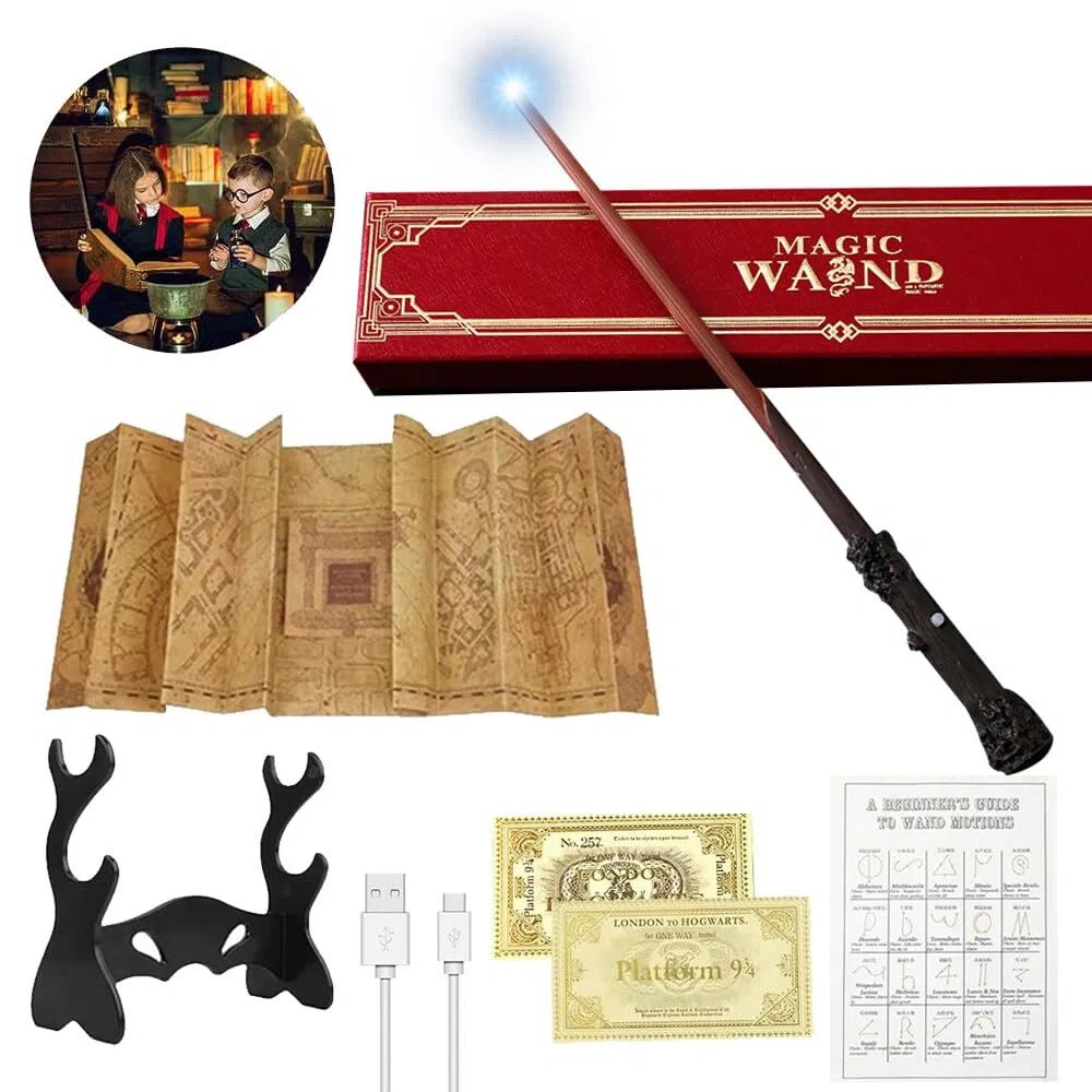 Baguette Harry Potter Lumineuse, Baguette Magique Harry Potter avec Chargement USB, Harry Potter Baguette dans Un Coffret Cadeau avec Carte de Sort, Ticket de Gare, Plan et Support de Baguette