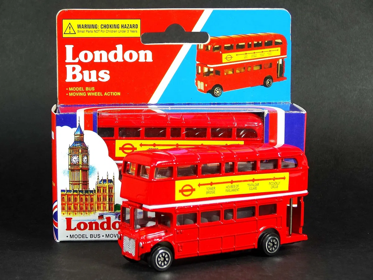 London Red Bus (Small) - Double Decker Red Bus Model Made of Die Cast Metal and Plastic Parts by TB