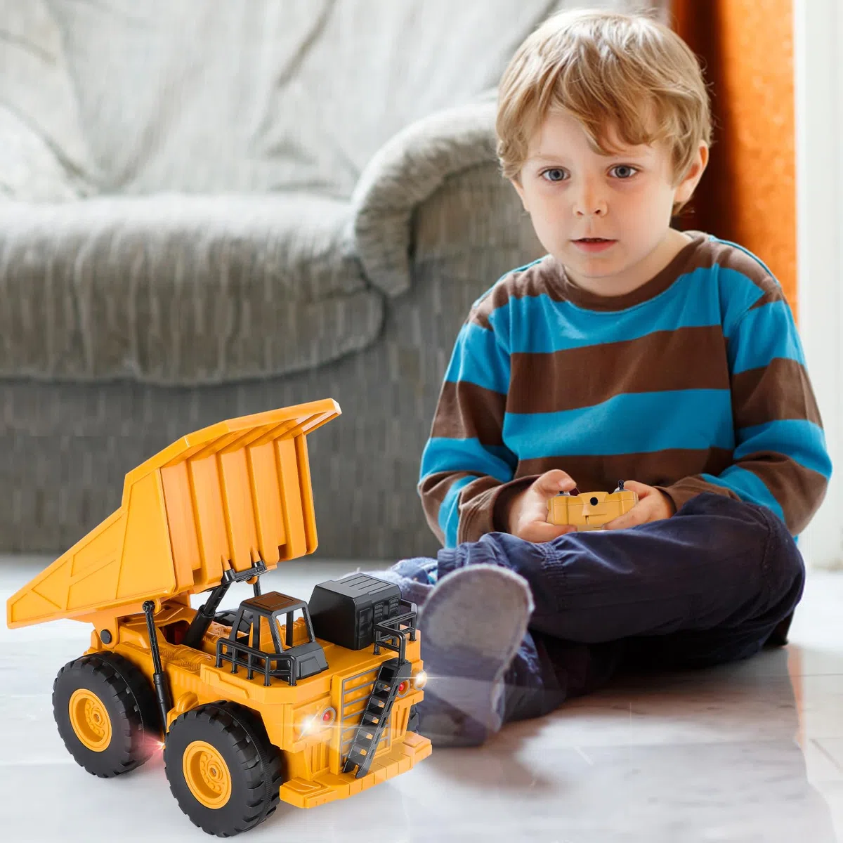 Highttoy Camion Benne Télécommande Enfant, Jouet Camion Poubelle 6 Canaux Échelle 1:24 Véhicule de Chantier Télécommandée avec LED et Son