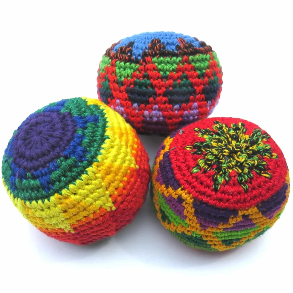 Siesta Balle de Jonglage Crochetée – Balle Footbag Tricotée – Couleurs Assorties (Lot de 3)