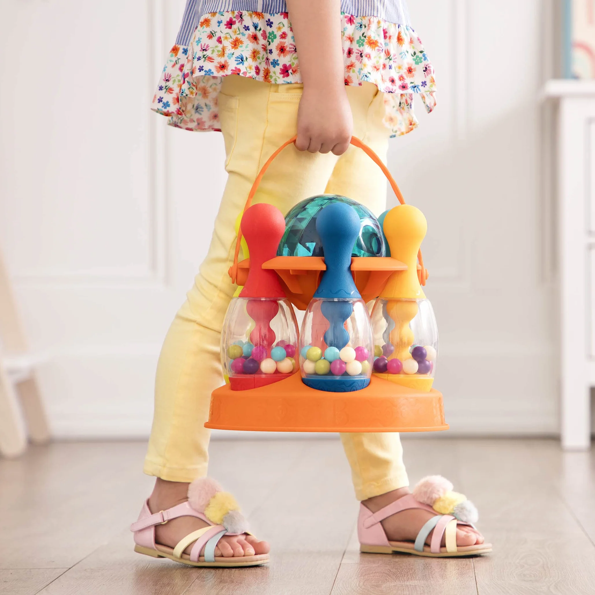 B. toys - Let's Glow Bowling ! - Orange - Jeu de quilles - 6 quilles et 1 Boule Lumineuse - Jeu d'intérieur et d'extérieur - Ensemble de Jeux pour Tout-Petits et Enfants - 2 Ans et +