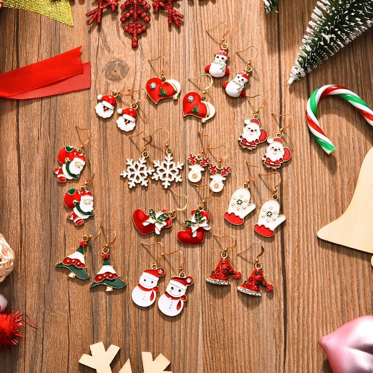 12 Paires Boucles d'Oreilles Pendantes de Noël - Ensemble de Bijoux Stud pour Femmes, Filles, Enfants - Goutte, Bonhomme de Neige, Flocon (Ensemble de Style 1)