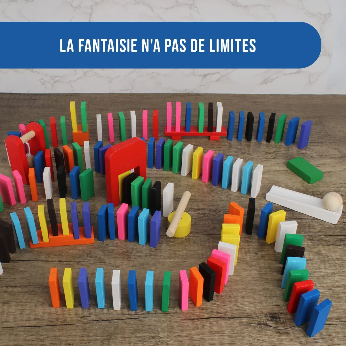 Calmado - Dominos en Bois 370 Pièces – Set Domino Rally pour Enfants et Famille – Dominos Colorés pour Construire et Jouer – Édition Party XXL avec Sac, Instructions et Accessoires
