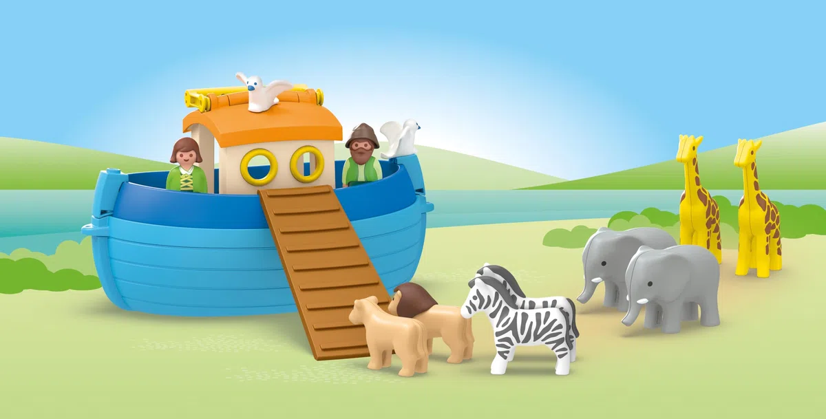 Playmobil 71681 Junior : Arche de Noé transportable - Comprenant Une Rampe et 5 Paires d'animaux - Jouet fabriqué à partir de matière d'origine végétale - Dès 12 Mois