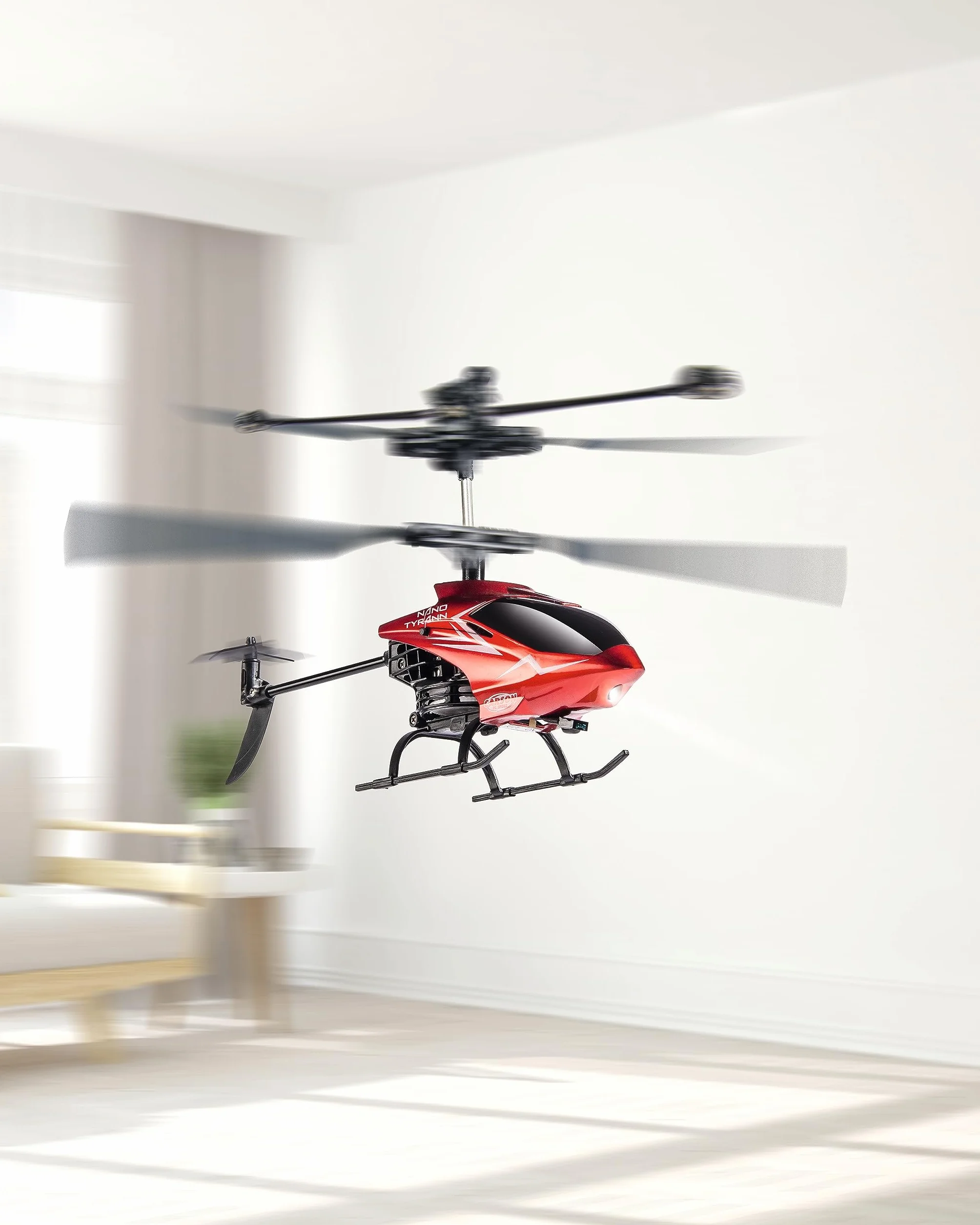 Carson 500507070 Nano Tyrann - Mini hélicoptère RC, modèle RTF (Ready to Fly) Robuste pour débutants, avec télécommande IR 2 canaux, pour Enfants à partir de 8 Ans, Rouge