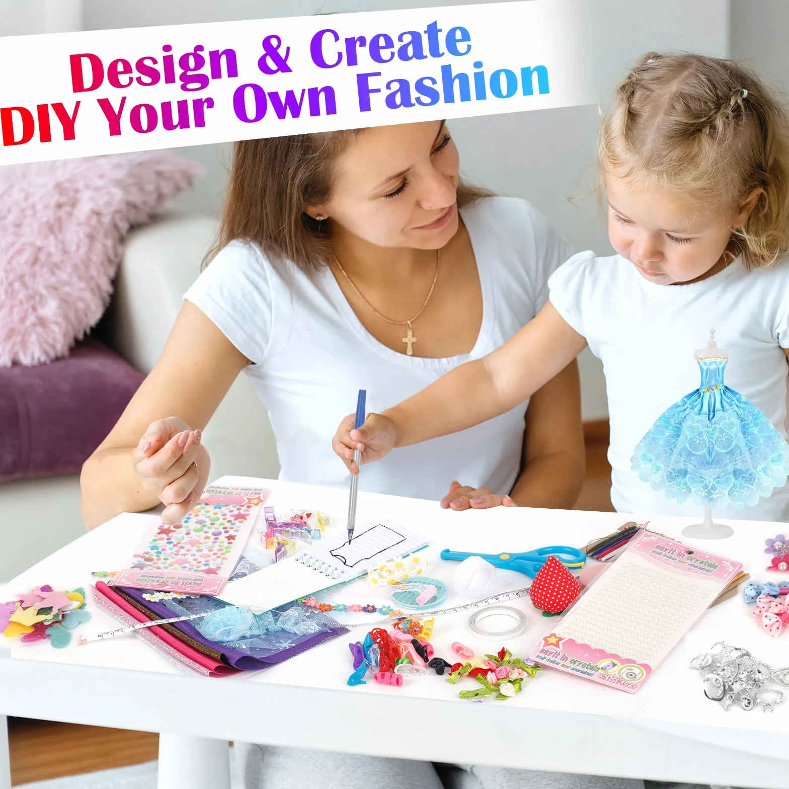YOCOLE 1000+ Fashion Design Kit, Création de Mode Couture Enfants avec 5 Mannequins, Loisirs Créatifs Activites Manuelles avec Carnet de Croquis, Cadeau D'anniversaire Fille 6 7 8 9 10 11 12 Ans