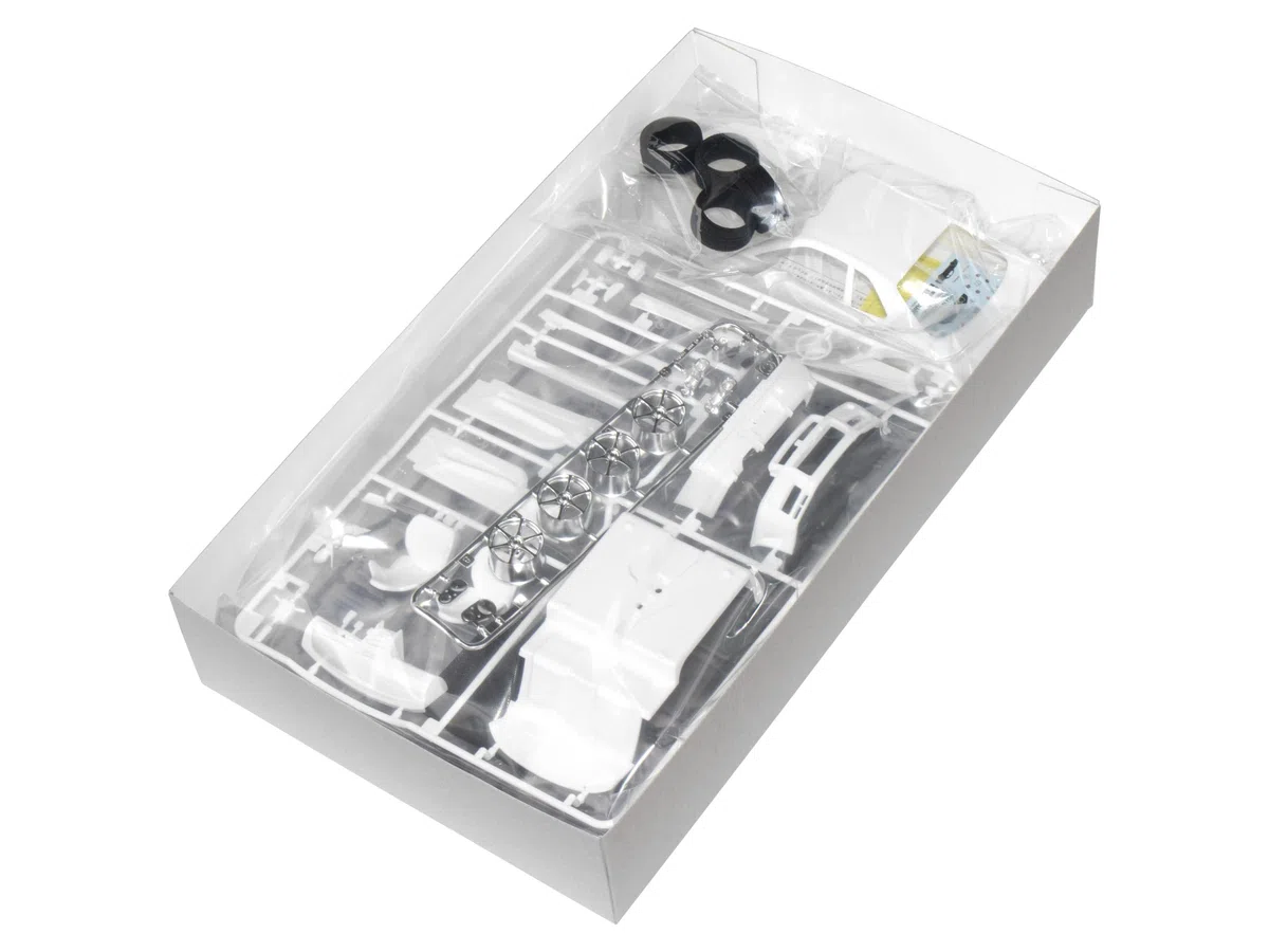Tamiya - 24210 - Maquette - Nissan Skyline GTR R34 - Echelle 1:24, Blanc