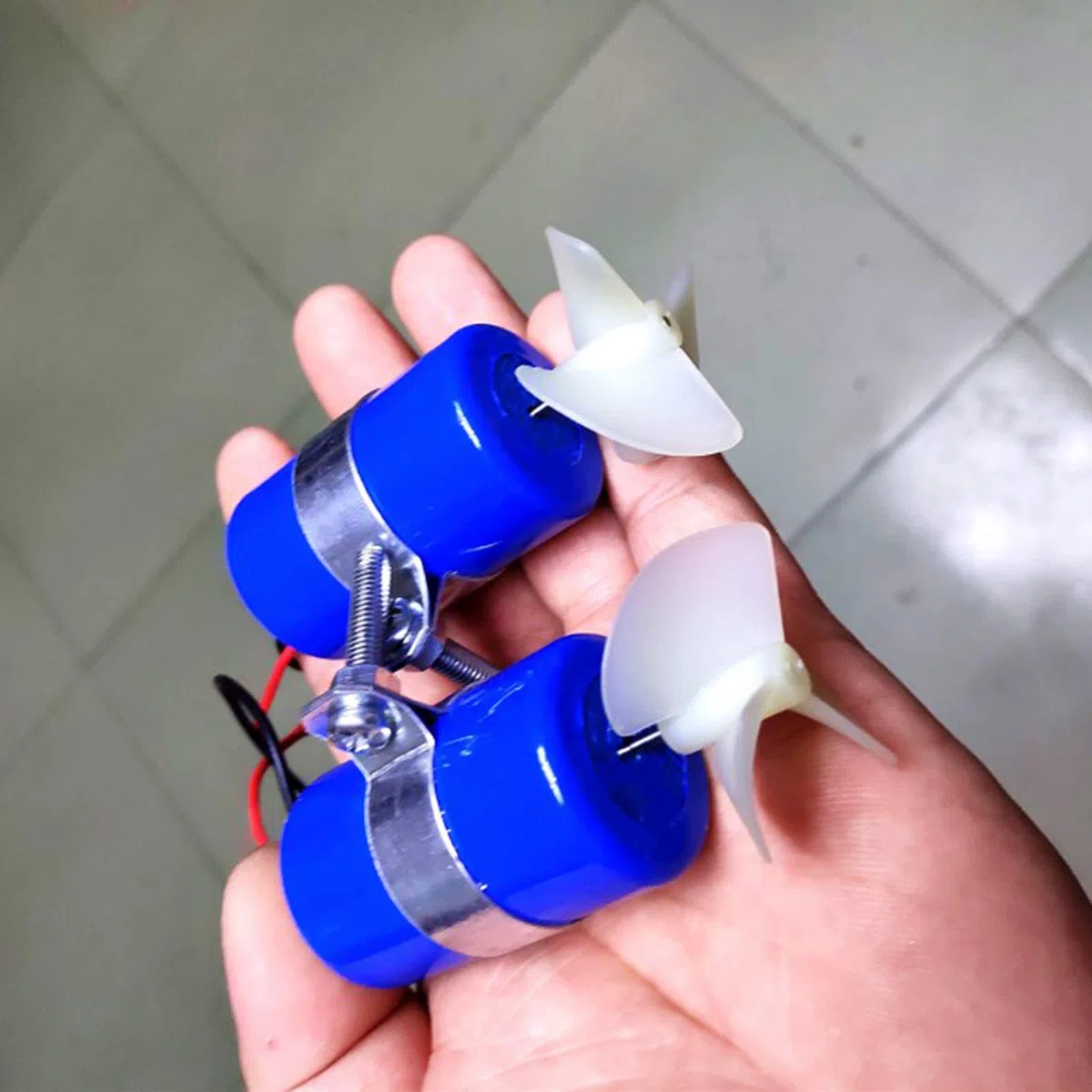 Moteur sous-Marin propulseur de Bateau à réaction RC 7.4V 16800RPM CW CCW hélice à 3 pales pour Bricolage ROV Robot RC Bait Bateau Accessoires sous-Marins