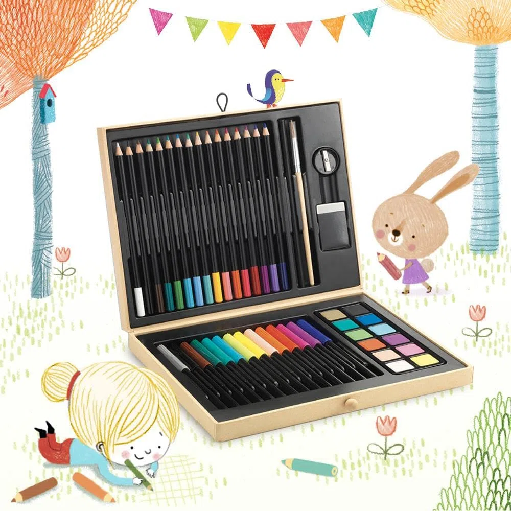 DJECO Boîte de Couleurs, dès 5 Ans - Contient Crayons, Feutres, Gouache, Pinceau, Gomme, Taille-Crayon - Stimule la Créativité - Mallette Art Portable et Personnalisable - Qualité Supérieure, EU